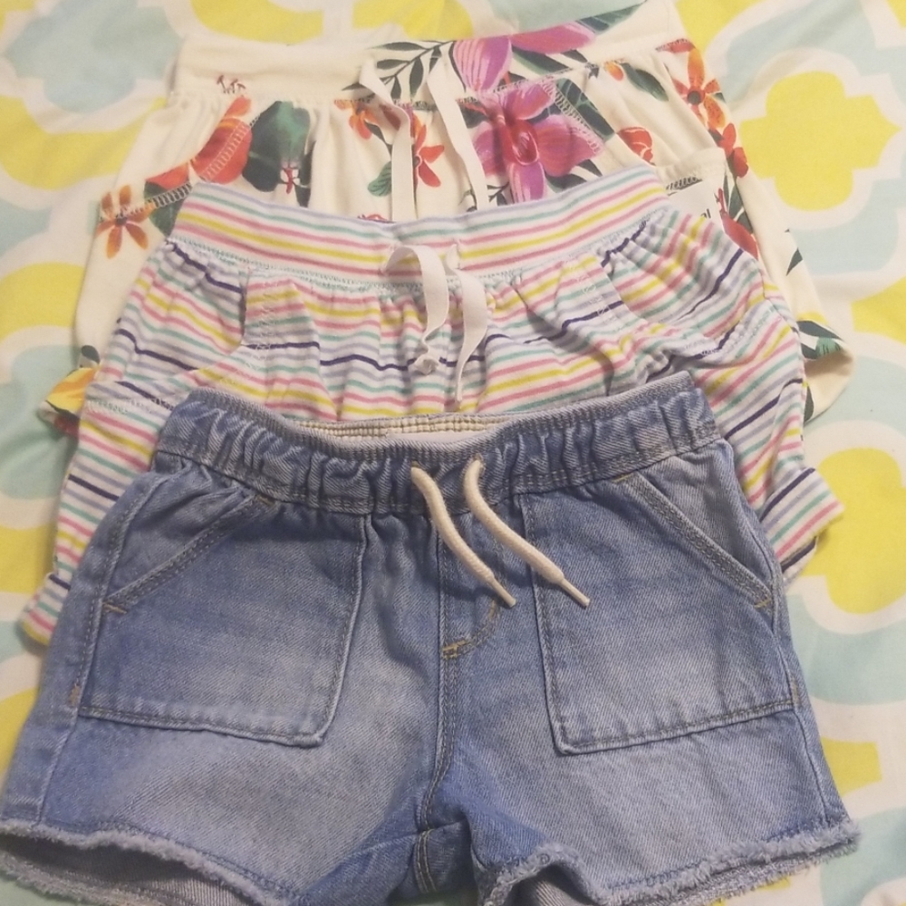 3 pairs of 4T shorts one new with tags